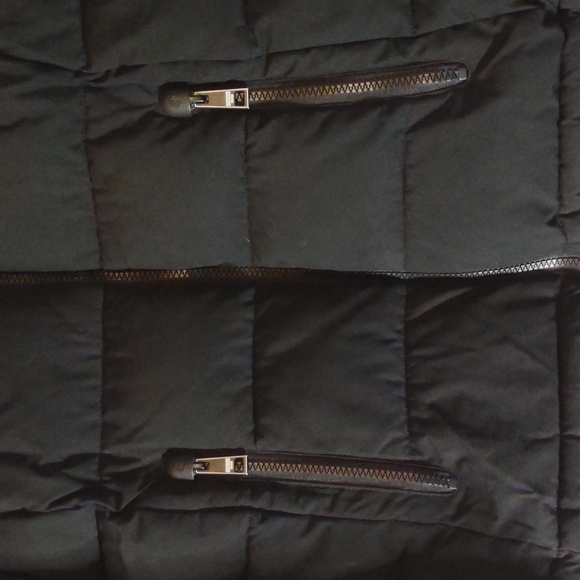 Michael Kors Lady's  Black Puffer Coat w/Quilted Collar - Size Large - Picture 5 of 16